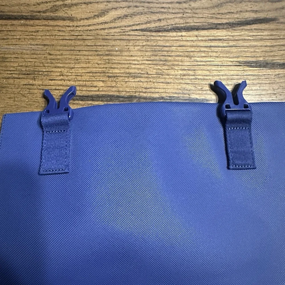 Lacoste Navy Blu Pique Spell Out Logo Cross Body Messenger Bag Unisex Laptop Bag
